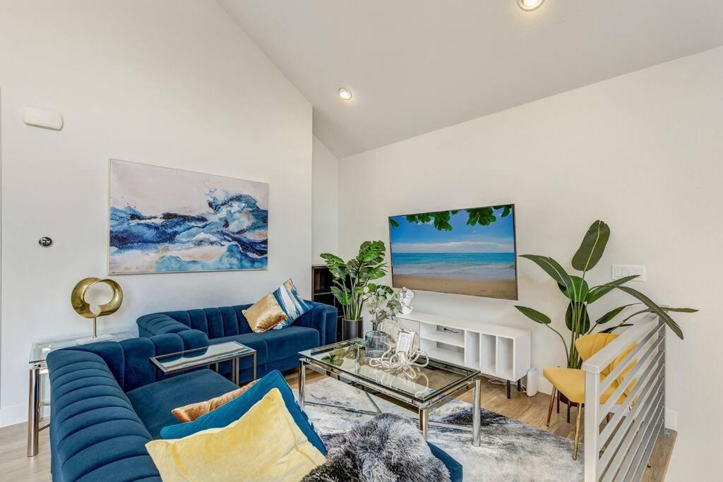 Bright 2bd 2ba 15 Mins To Downtown *