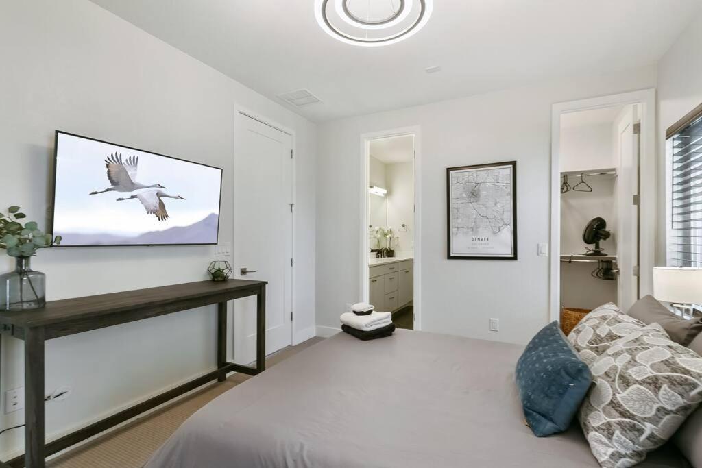 Bright 2bd 2ba 15 Mins To Downtown *